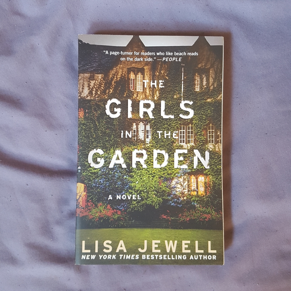 The Girls in the Garden by Lisa Jewell book